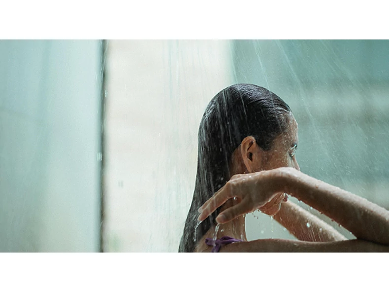 Balesetmentes fürdőszoba: Hogyan teremtsünk egyszerre biztonságos és komfortos környezetet?